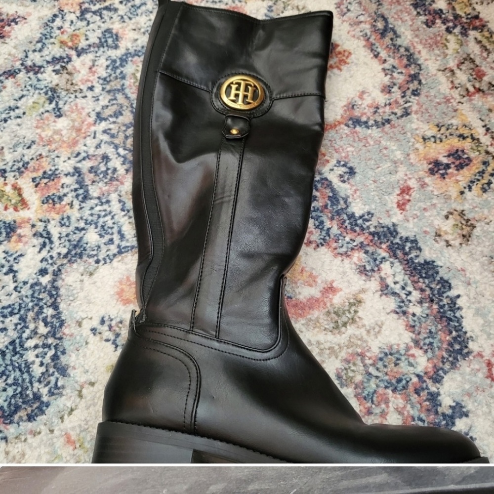 Tommy Hilfiger boots